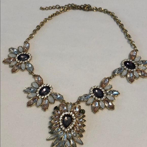 Necklace - Picture 4 of 4